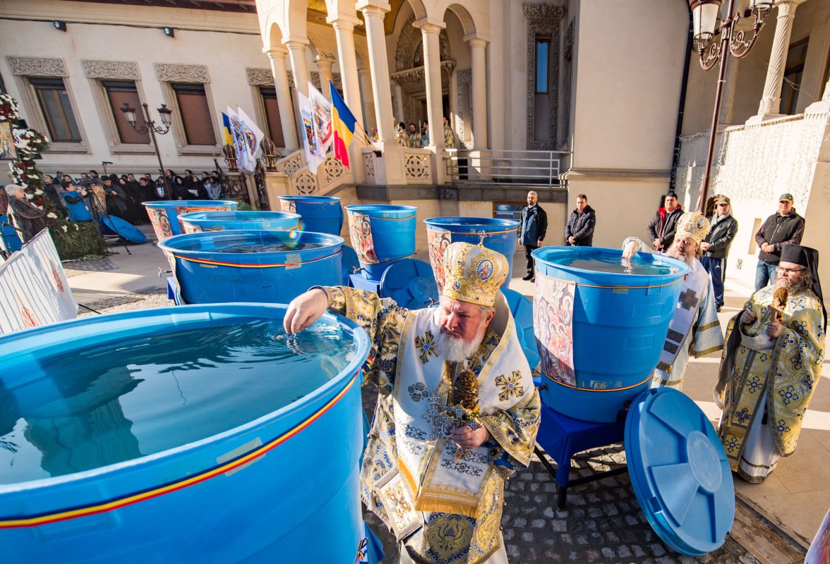 Binecuvântarea Iordanului la Catedrala Patriarhală 25607