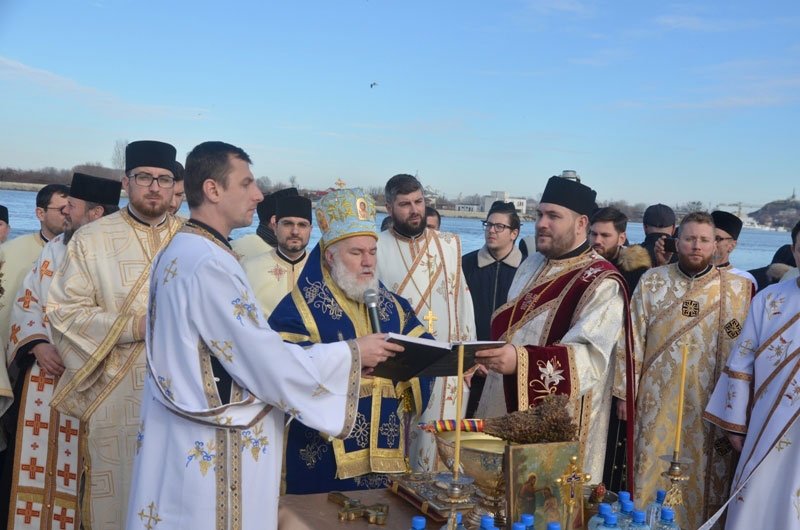 Slujbe și tradiții de praznicul Teofaniei 25620