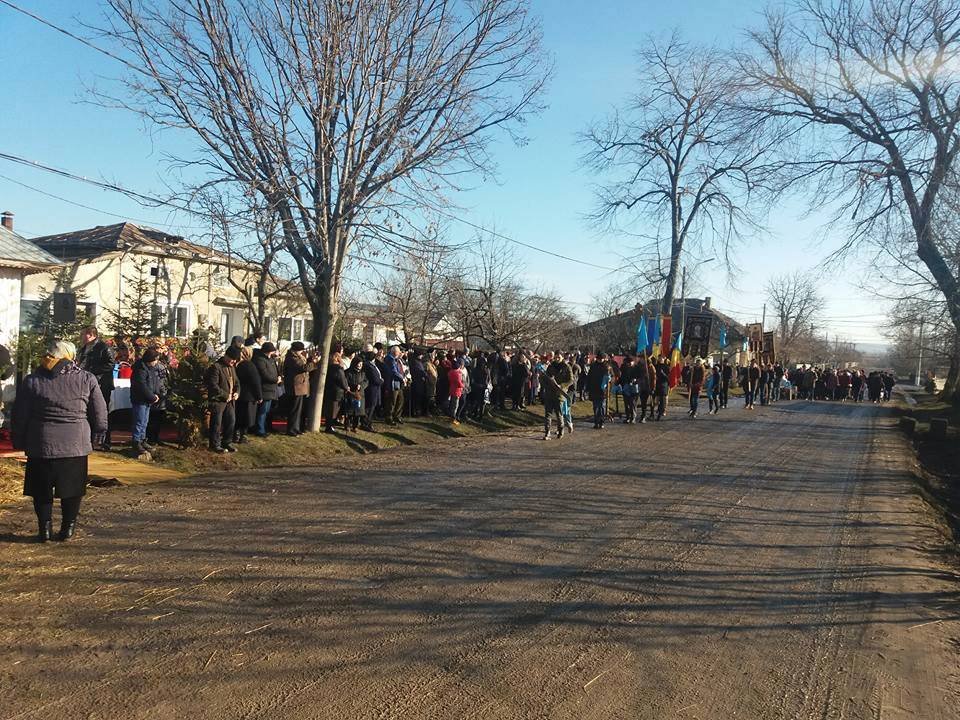 Tradiţii sfinte de Bobotează în Moldova 25579