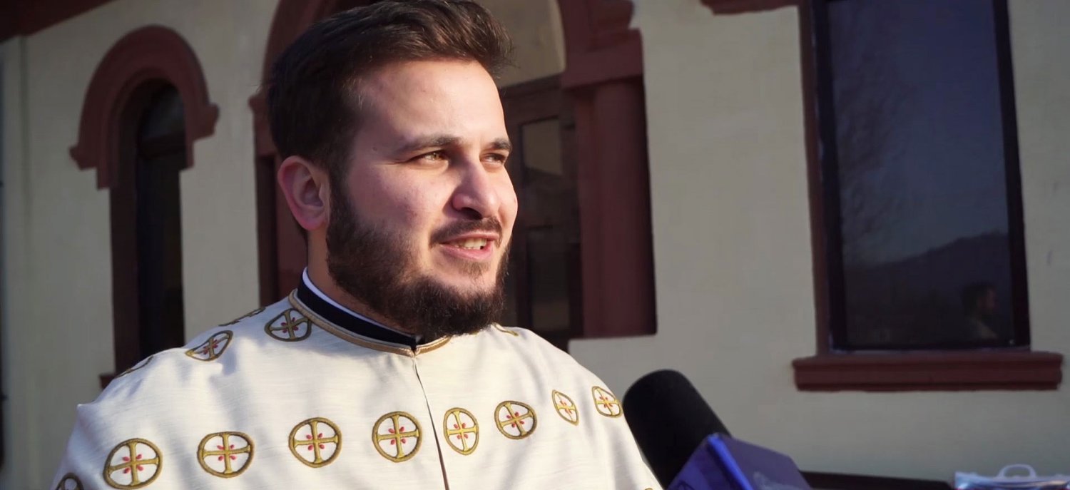 Pachete cu alimente dăruite enoriaşilor Parohiei Matiţa 25560