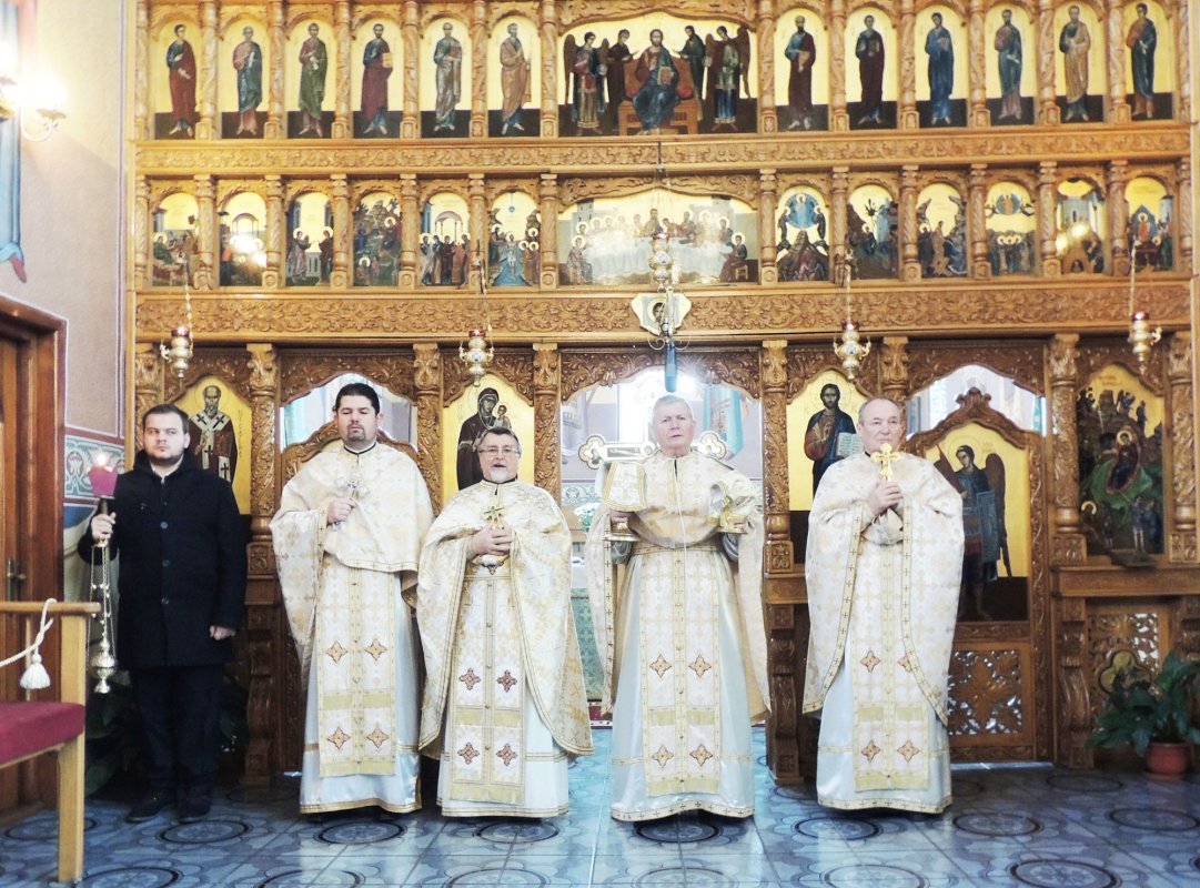 „Luna credincioșilor”, la parohia clujeană „Naşterea Domnului” 25461