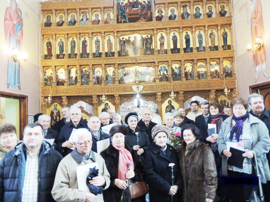 „Luna credincioșilor”, la parohia clujeană „Naşterea Domnului” 25464