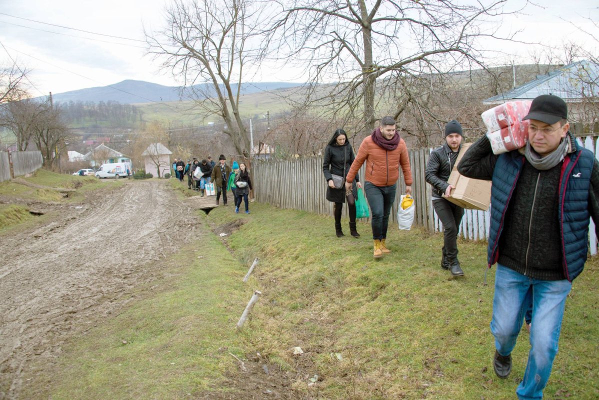 Diaconia ca filantropie creştină: „Drumul spre Dumnezeu trece prin aproapele“ 25369