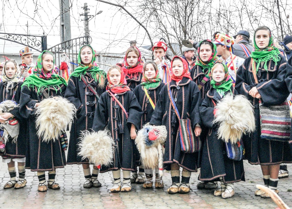 „Cordăreanca”, o fabuloasă stampă a satului de odinioară 25345