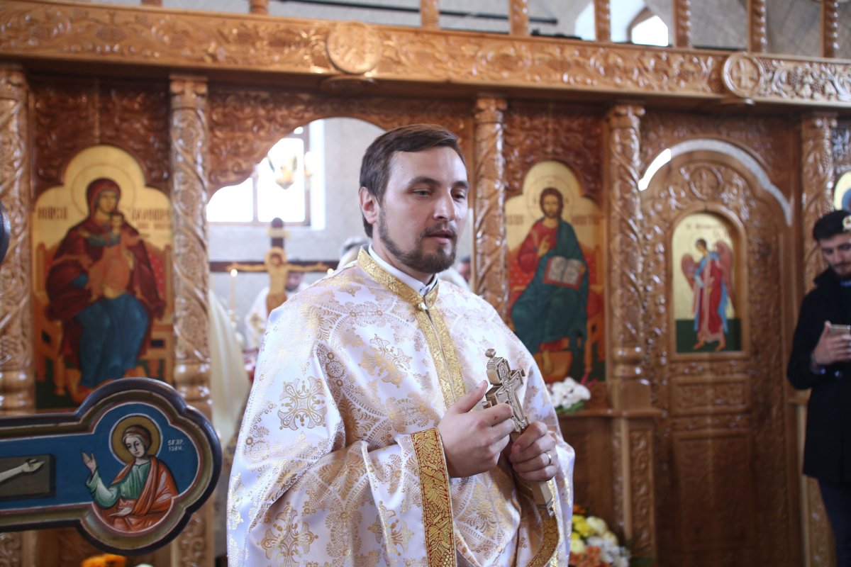 Șoarș, satul copiilor iconari din Podişul Hârtibaciului 25325