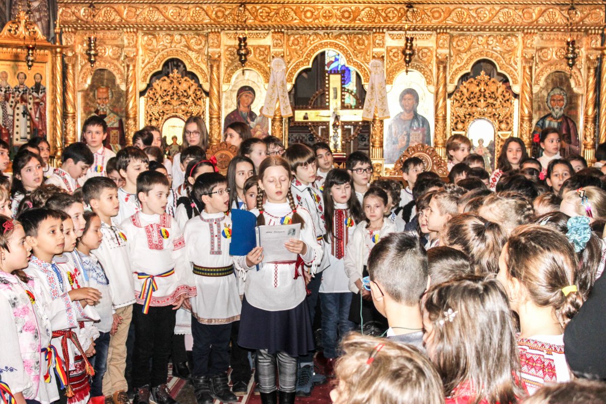 Manifestări dedicate poetului Mihai Eminescu 25088