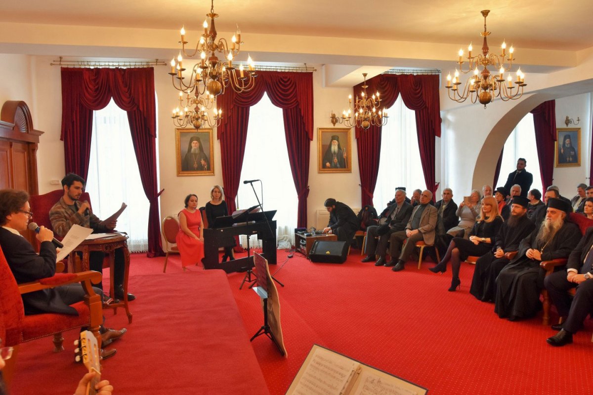 Mihai Eminescu evocat la Râmnicu Vâlcea 25069