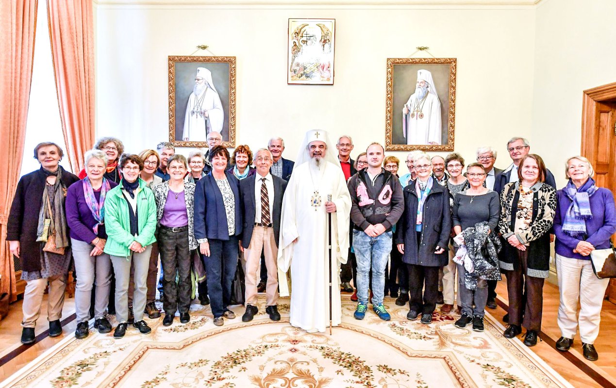 Peste 54.000 de vizitatori la Palatul Patriarhiei 25084