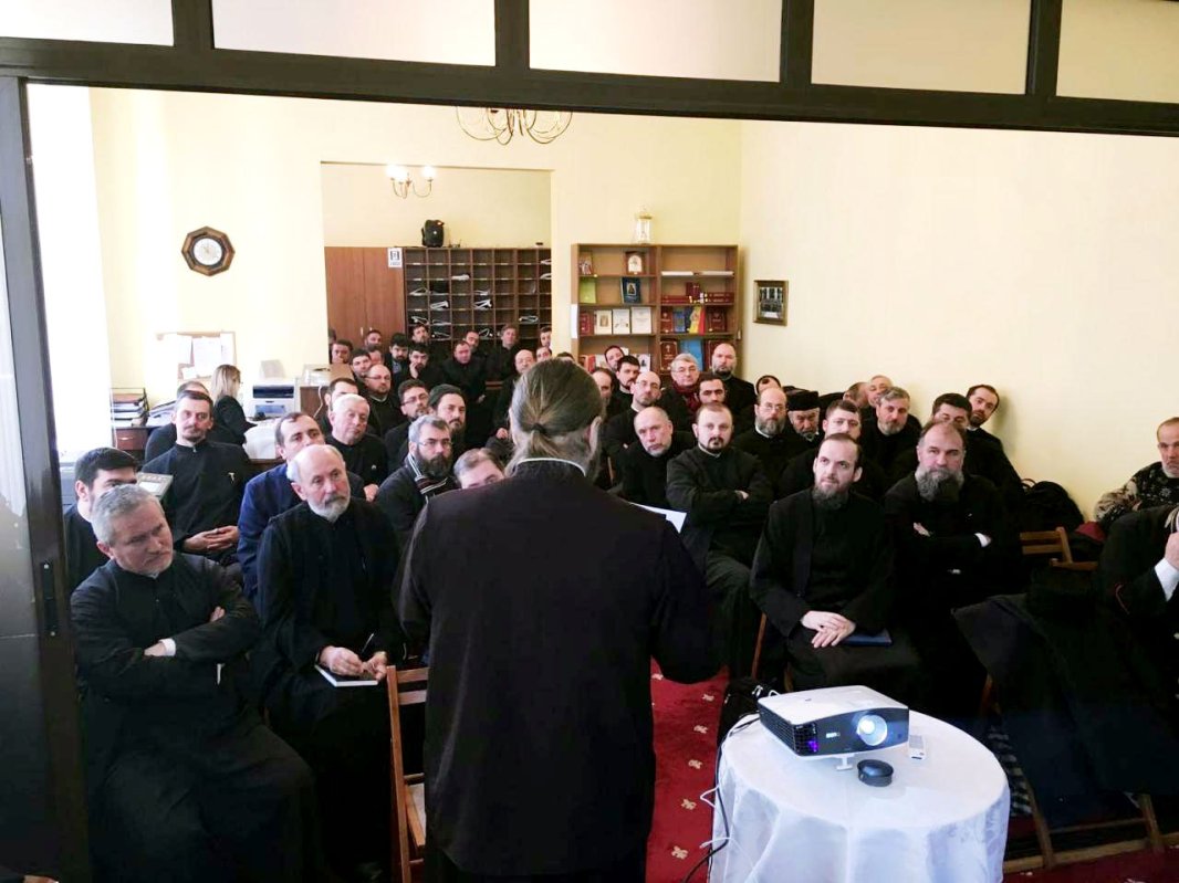 Mihai Eminescu a fost evocat de preoţii din Alba Iulia 25005