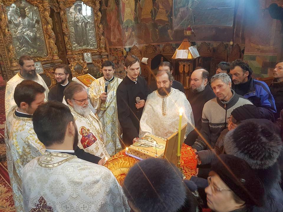 Parastas pentru Arhiepiscopul Eftimie 24743