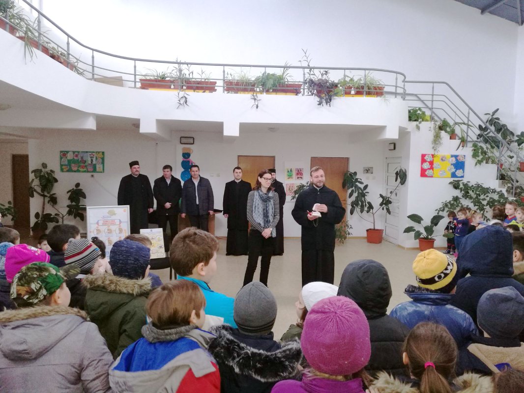 Campania „Zâmbete luminoase” în localitatea Bradu 24725