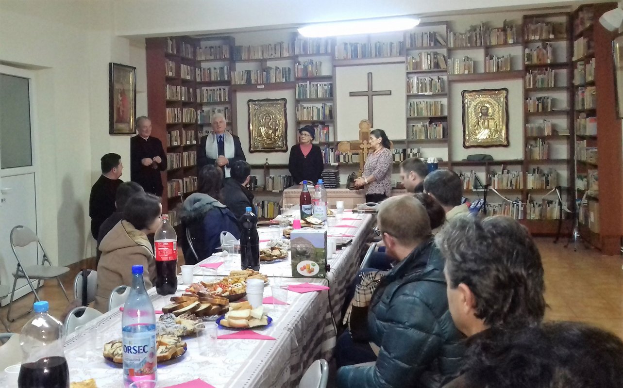 Sărbătoarea tinerelor familii în parohia clujeană „Nașterea Domnului” 24697