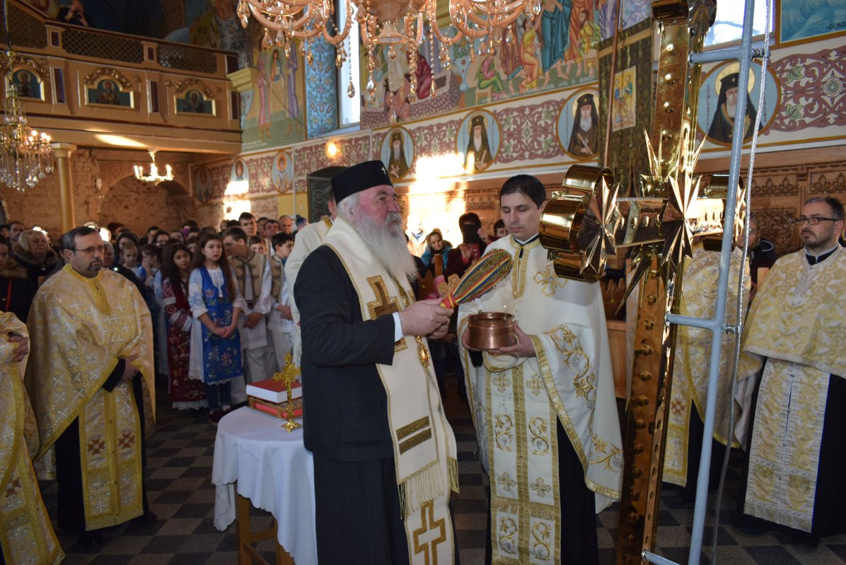 Turlă nouă pentru biserica din Ghilad 24502