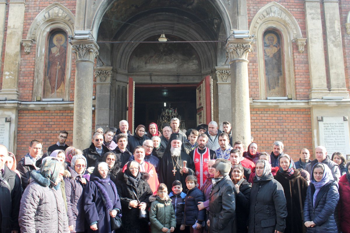 Începutul Triodului în Mitropolia Olteniei 24372