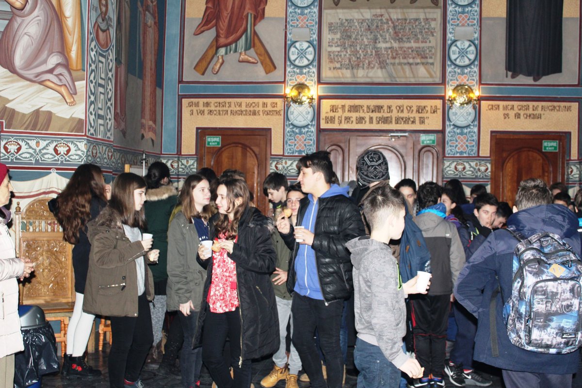 Activităţi educative pentru elevii de la Şcoala „Constantin Brâncuși”, Cluj-Napoca 24314