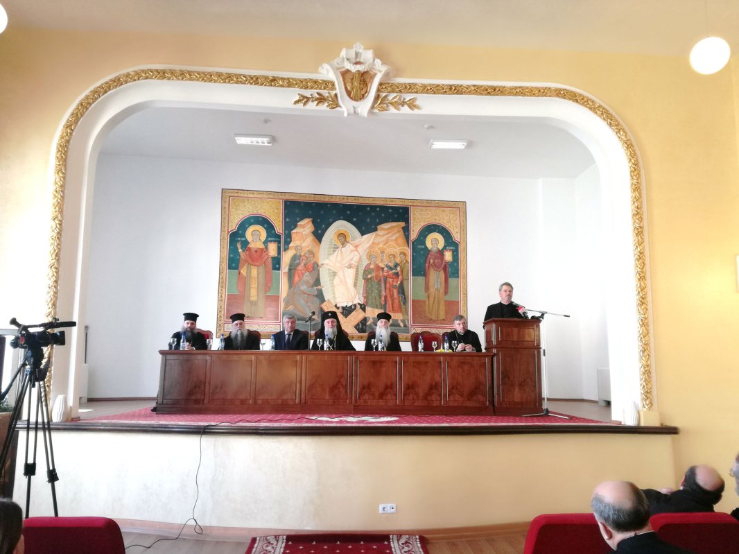 Hramul Facultăţii de Teologie din Craiova 24327