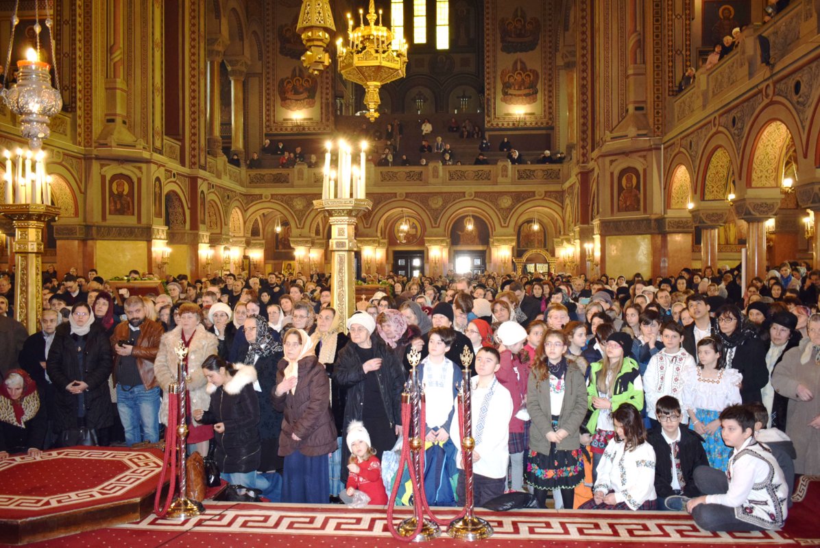 Hramul istoric al Catedralei Mitropolitane din Timișoara 24273