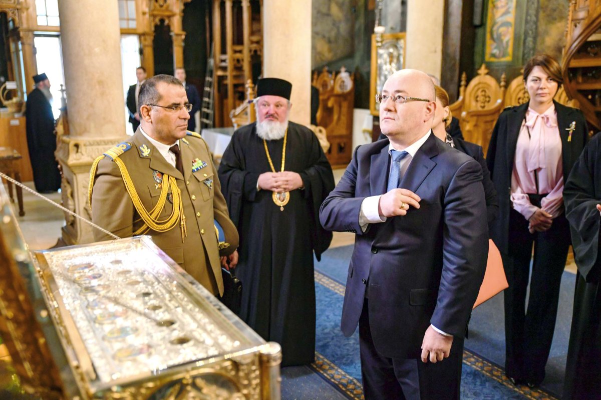 Ministrul georgian al apărării în vizită la Mănăstirea Antim 24228