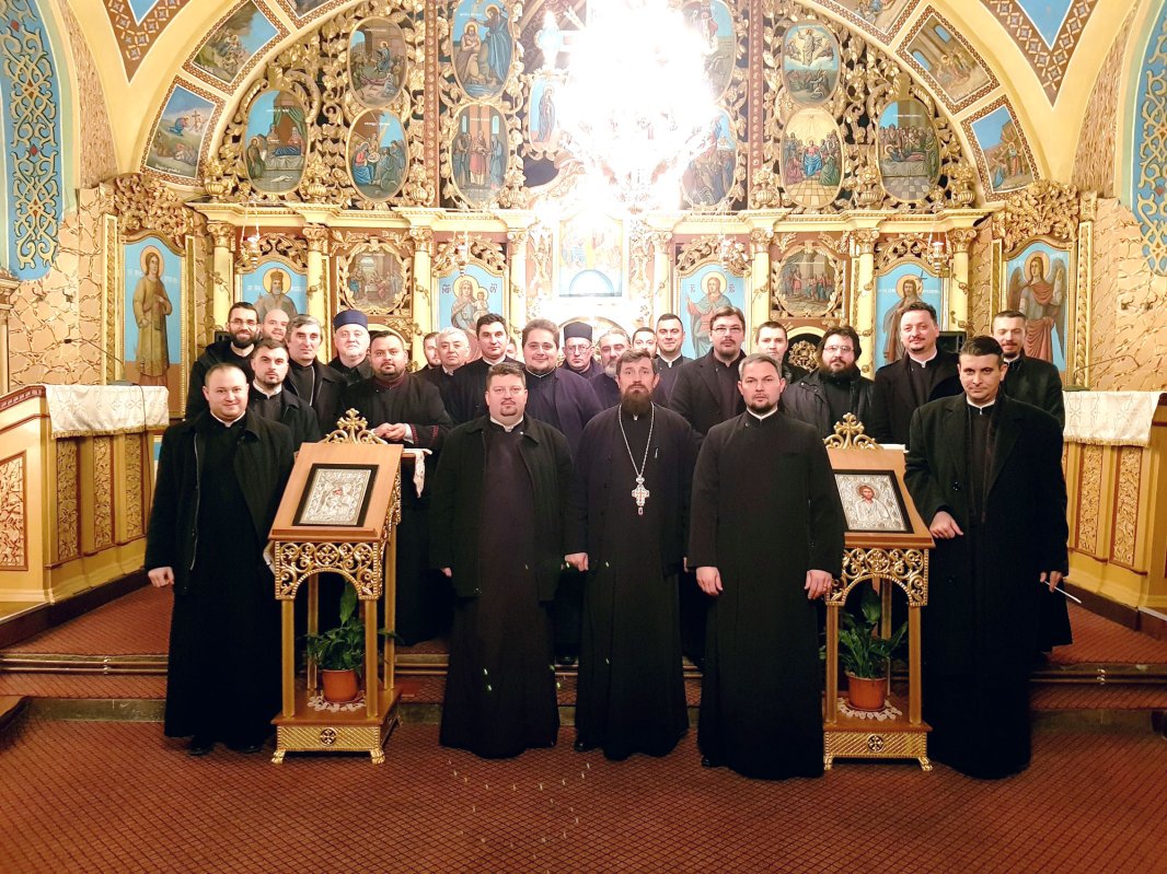 Întâlnirea Cercului pastoral-misio­nar Oravița-Răcășdia 24137