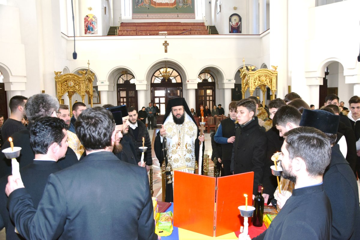 Mircea cel Bătrân la 600 de ani de la nașterea în eternitate 24135