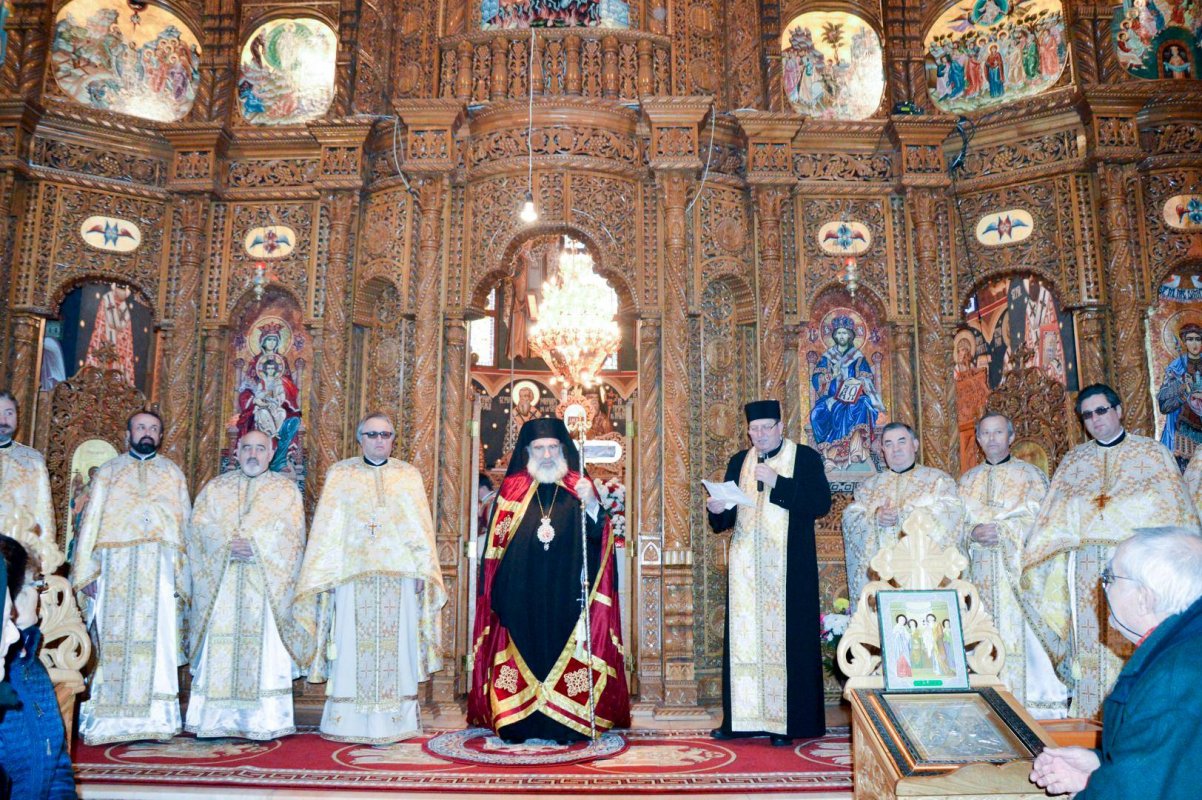 Adunarea eparhială a Arhiepiscopiei Romanului și Bacăului 24066