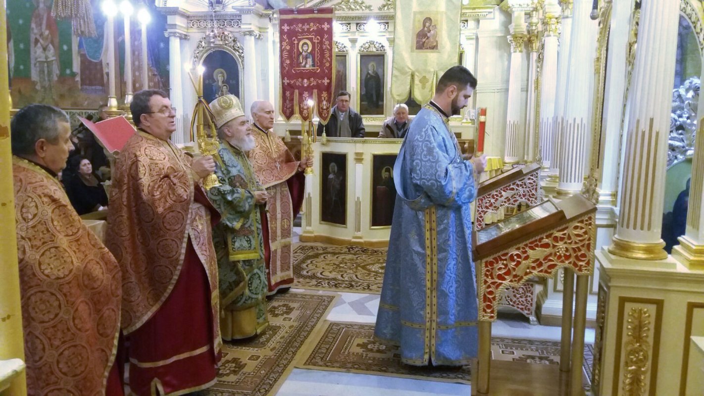 Duminica a doua din Triod în Mitropolia Banatului 24035