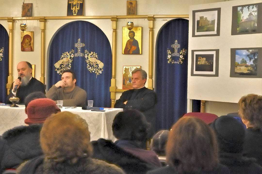 Simpozionul „Tinerii: un neam, o credință, o simțire” 24000