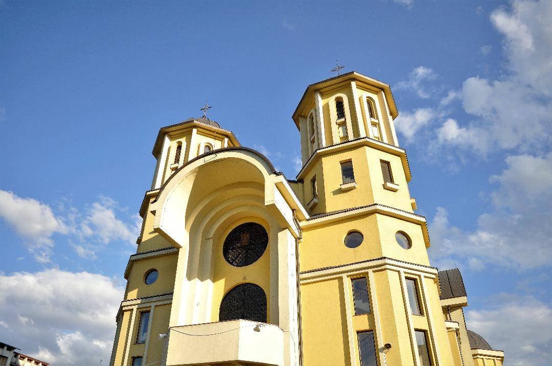 Simpozionul „Tinerii: un neam, o credință, o simțire” 24003