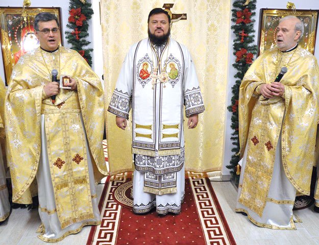 Slujiri arhiereşti în Duminica Întoarcerii Fiului risipitor 24018