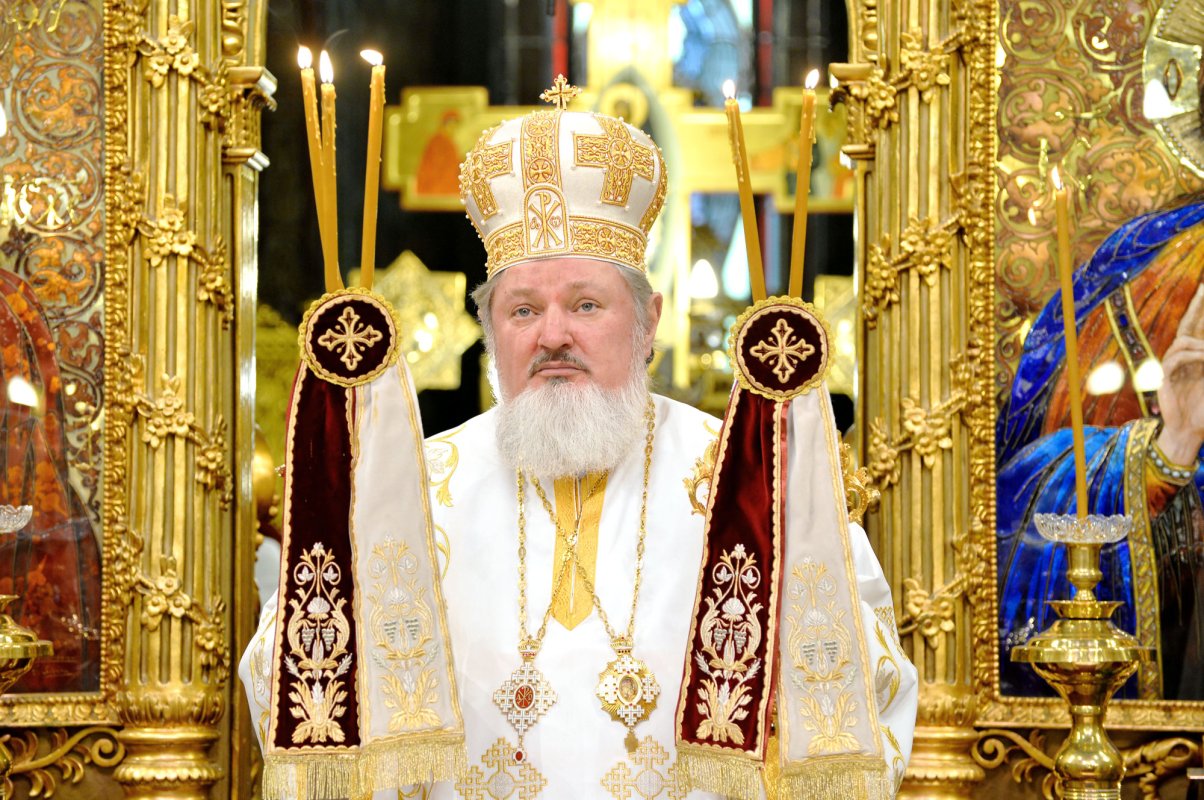 Slujiri arhierești în Muntenia și Dobrogea 24050