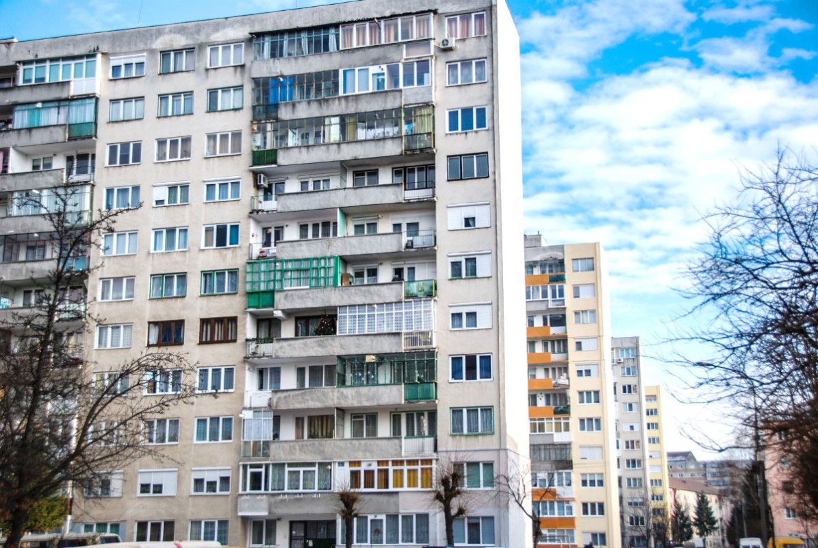 Circa 3 milioane de locuinţe au nevoie de reparaţii  23992