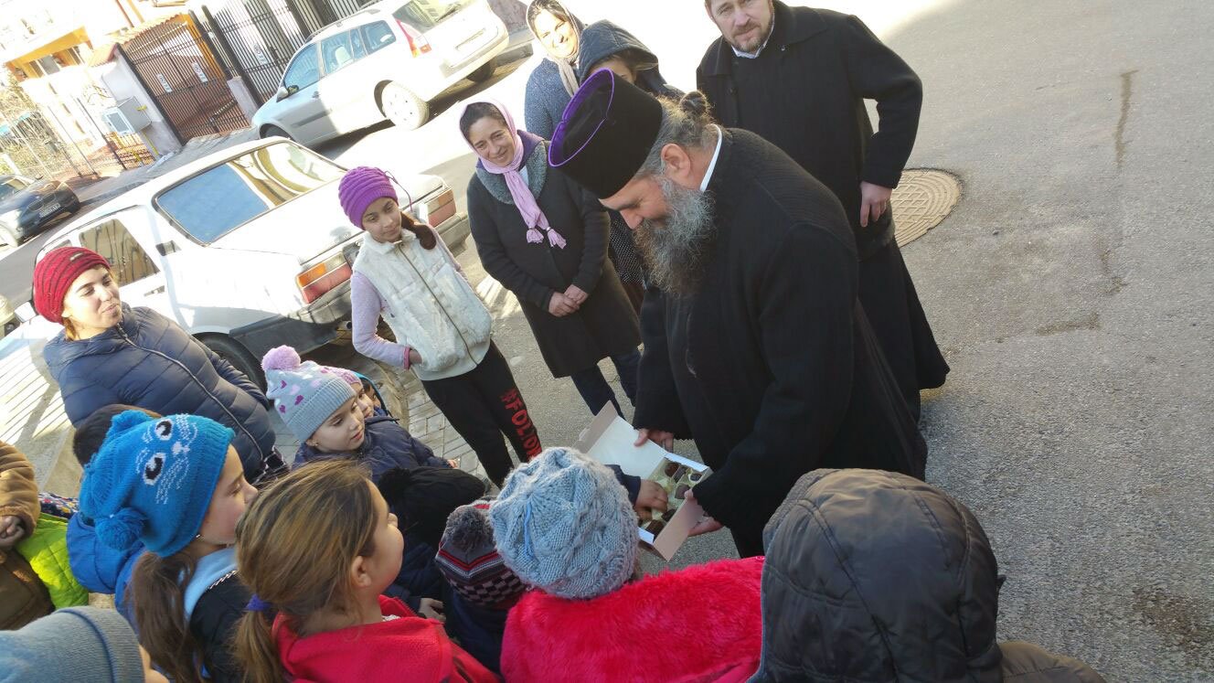 Săracii, frații noștri de la marginea speranțelor 23869