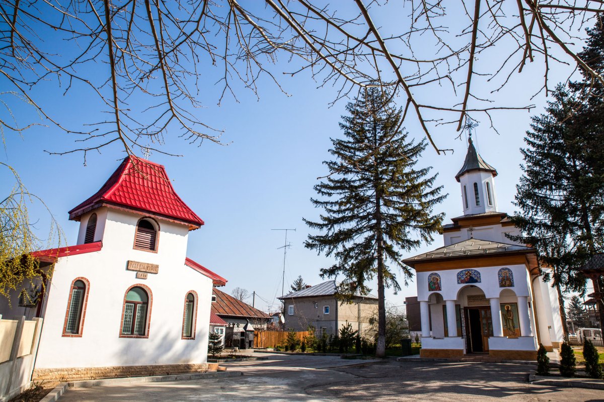 Sfântul Mare Mucenic Haralambie, cinstit în Parohia Harşu 23858