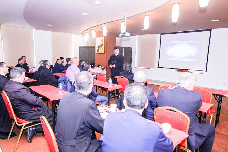 Adunare eparhială la Curtea de Argeș 23783