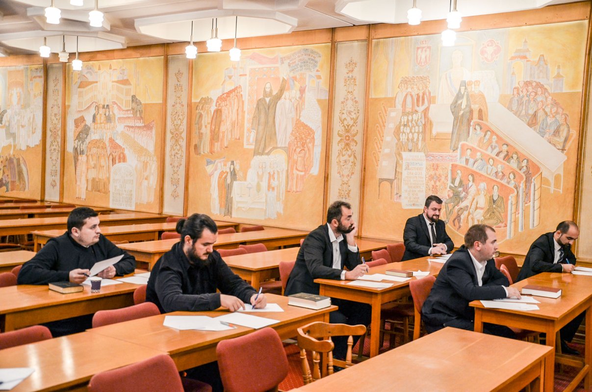 Sesiunea de primăvară a examenului de capacitate preoțească 23715