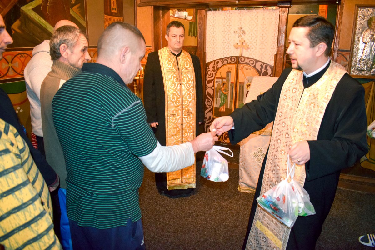 Activităţi social-filantropice la Galați și Brăila 23669