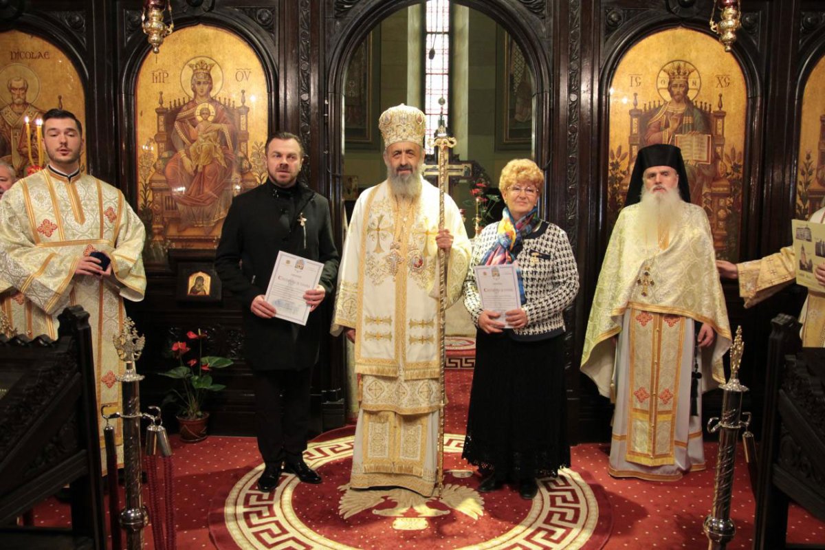 Slujiri arhiereşti, în Duminica Înfricoșătoarei Judecăți 23638