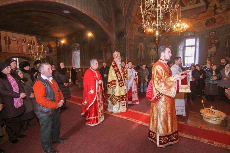 Slujiri arhierești în Muntenia și Dobrogea 23663