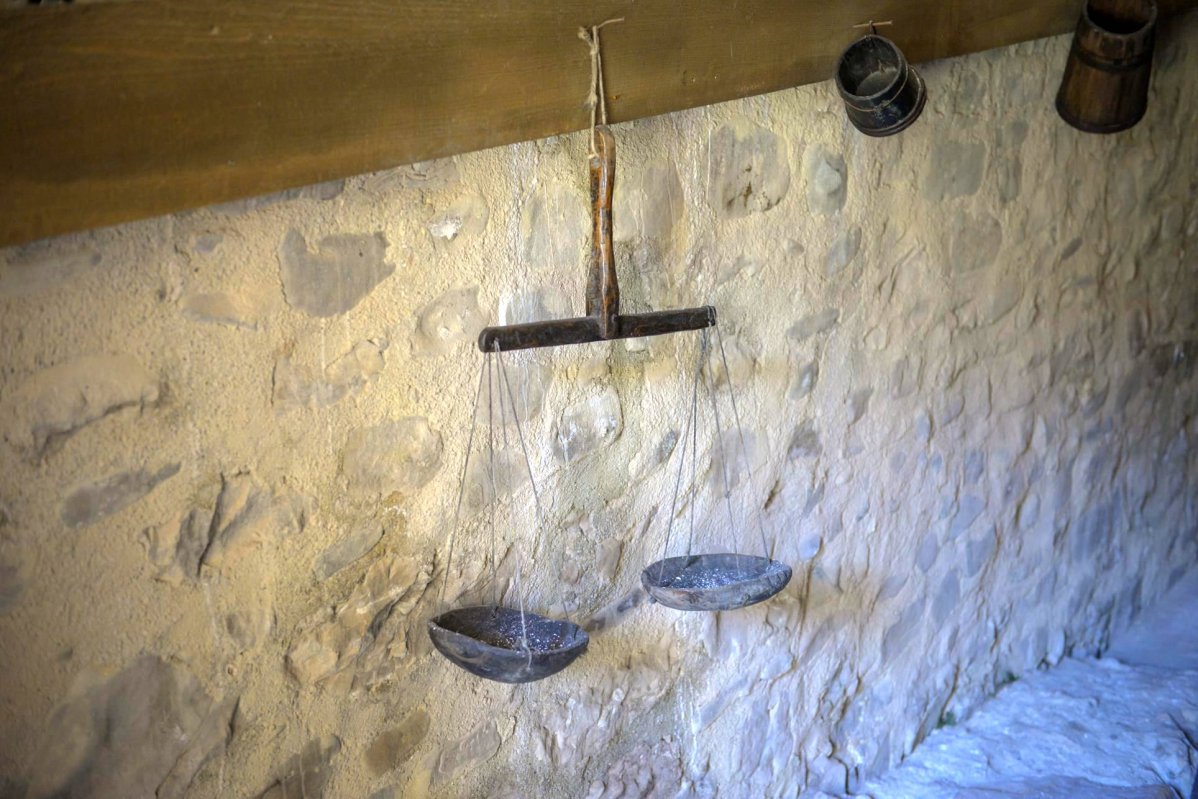 Să ne rugăm ca Domnul să cruţe lumea celor păcătoşi pentru cei drepţi 23525