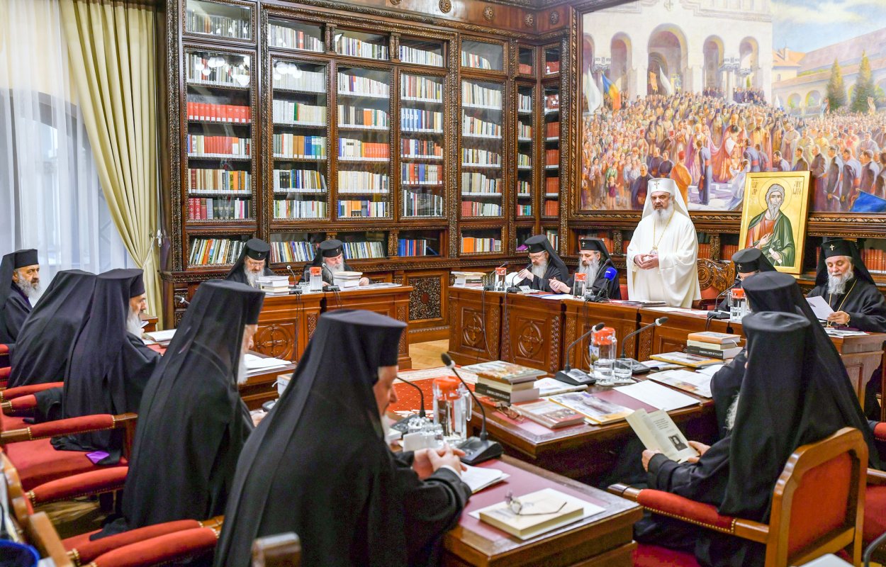 Noi hotărâri ale Sfântului Sinod al Bisericii Ortodoxe Române 23479