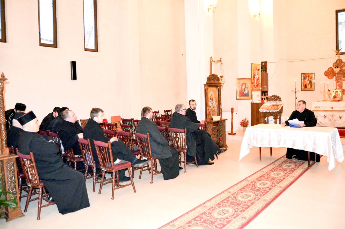 Cercuri pastorale în  Episcopia Caransebeșului 23407