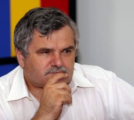 Fragment dintr-un viitor roman: Alb  23391