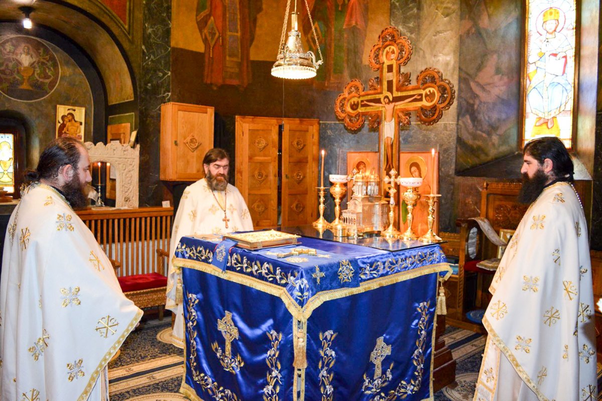 Oaspeţi georgieni la Mănăstirea Antim din Capitală 23379