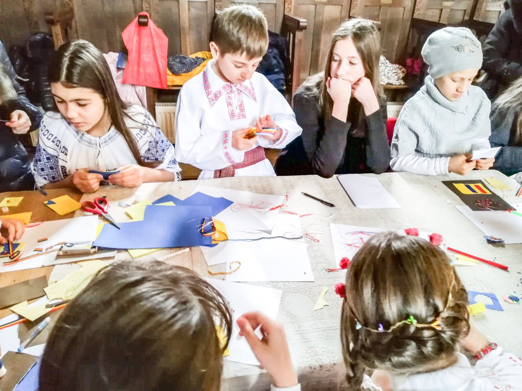 Atelier de creaţie la Parohia Trăisteni din Prahova 23329