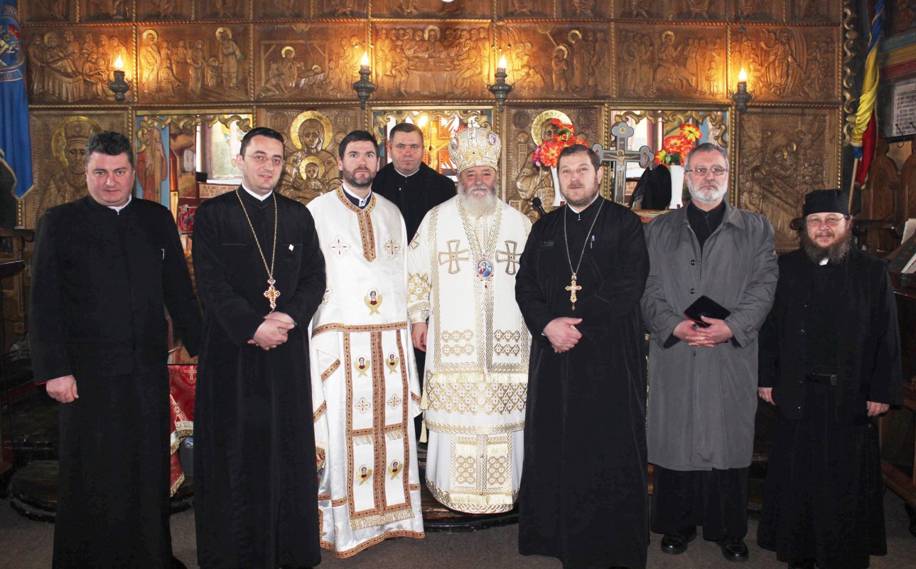 Slujiri arhiereşti, în Duminica Izgonirii lui Adam din Rai 23284