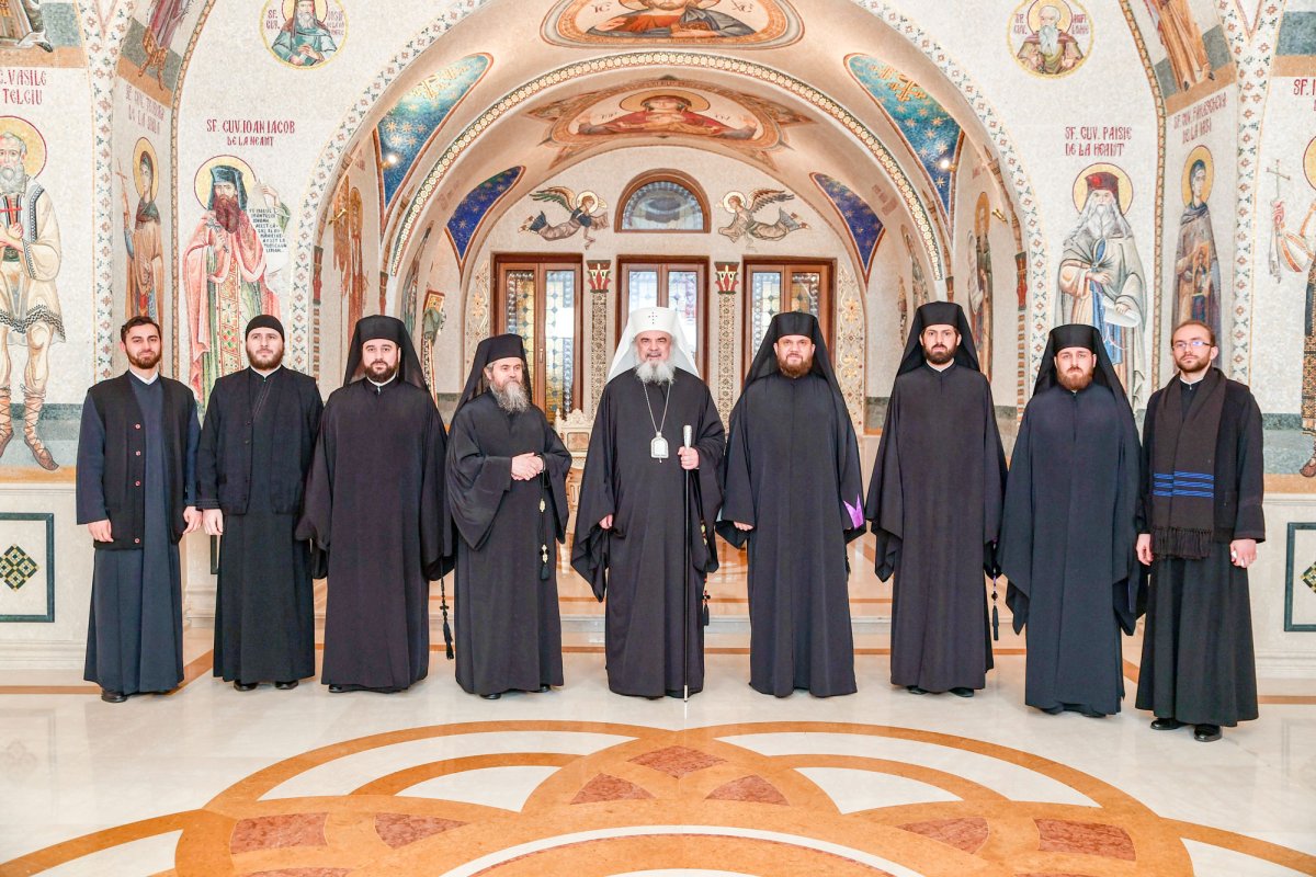 „Participăm tainic la postul de 40 de zile al Domnului” 23244