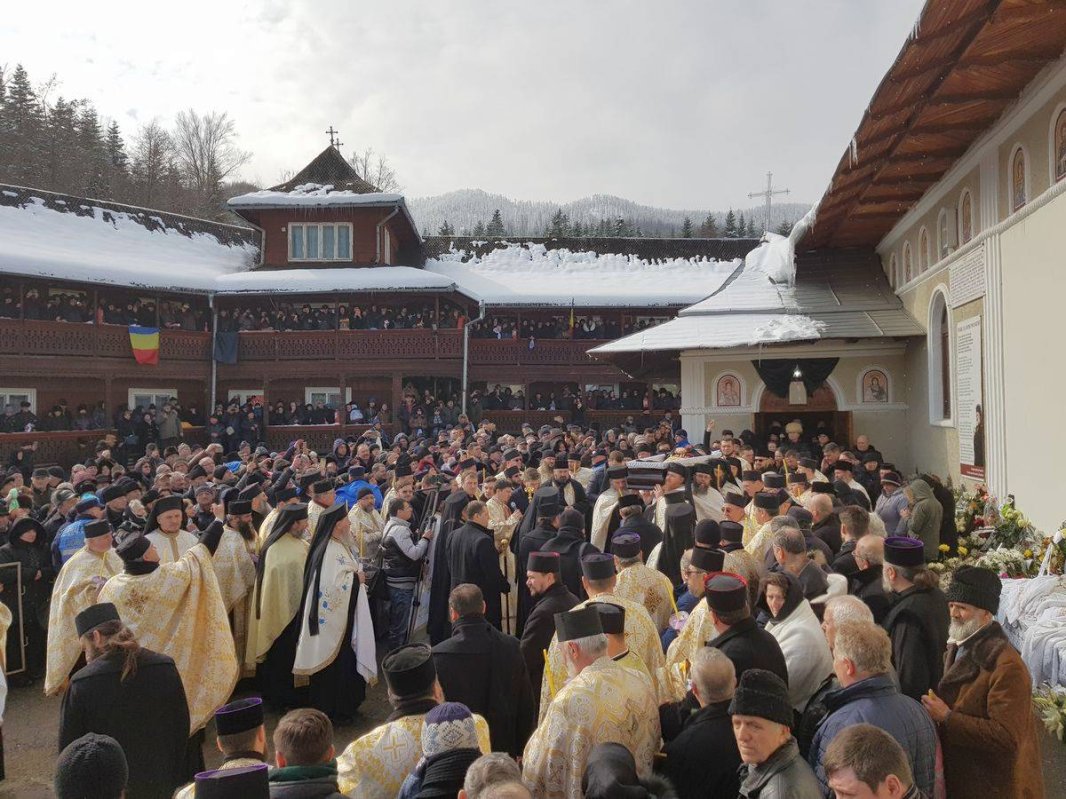 „Părintele Arsenie filantropul s-a născut în ceruri“ 23148