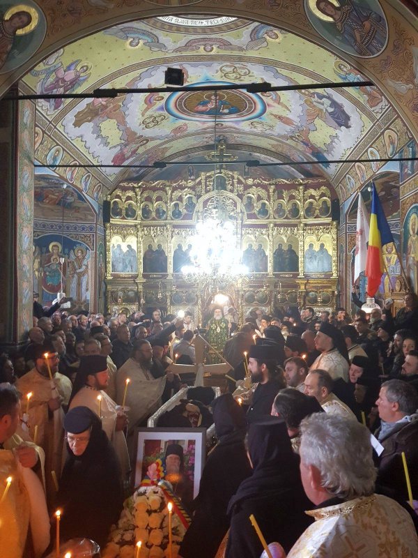 „Părintele Arsenie filantropul s-a născut în ceruri“ 23149