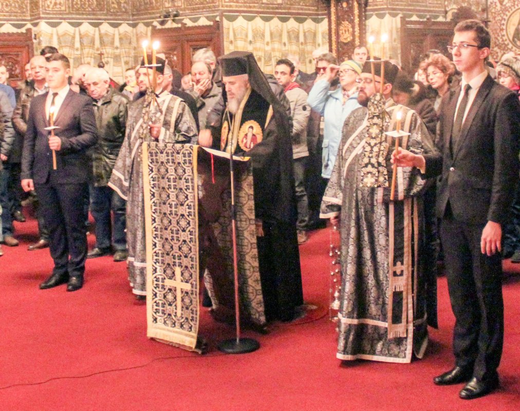 Slujba Canonului cel Mare la Catedrala Arhiepiscopală din Galaţi 23185