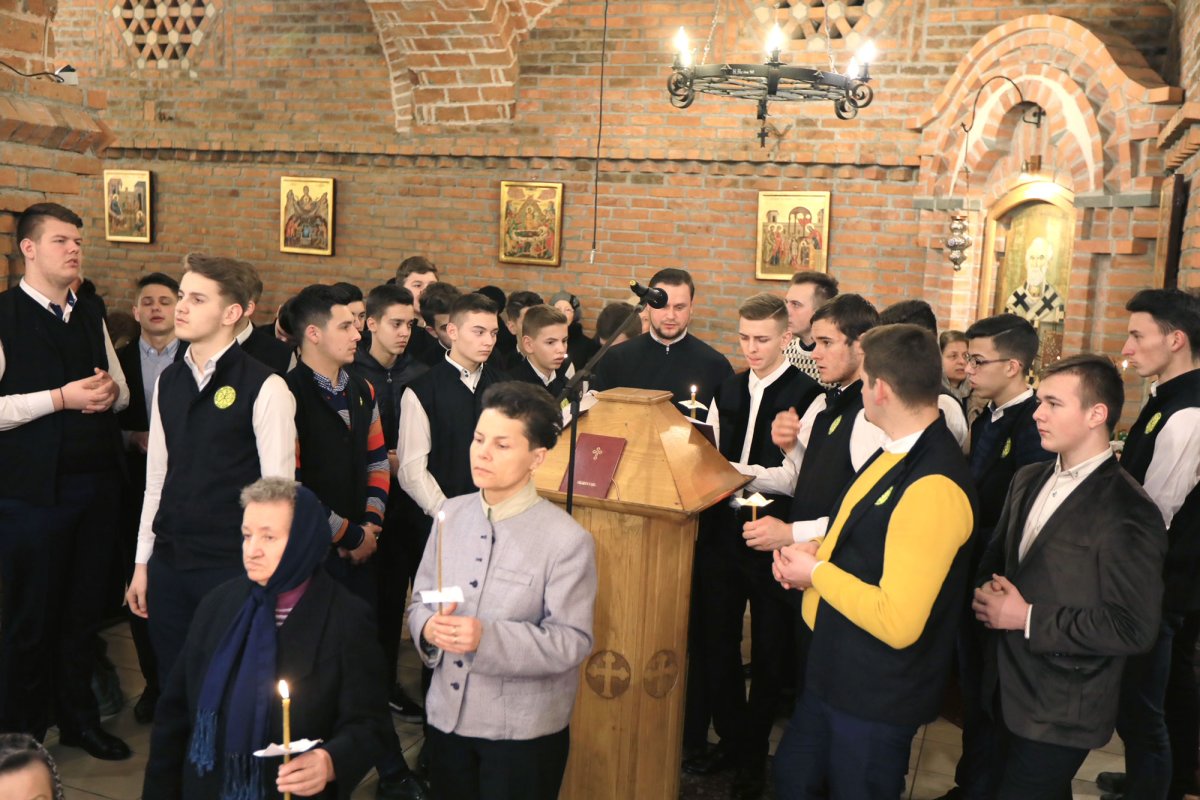 Slujiri arhiereşti, la începutul Postului Sfintelor Paşti 23097